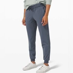 Lululemon 'On The Fly' Full-On Luxtreme Dark Blue Joggers - Women's 4